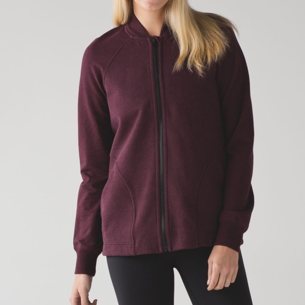 Lululemon Pleat To Street Bomber Heathered Bordeaux Drama size 8
